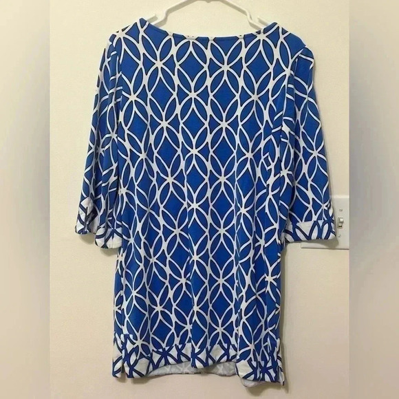 Crown & Ivy Medium Dress‎ - Picture 3 of 4